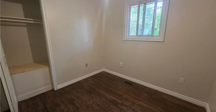 Upper Level-881 Lawrence Road, Hamilton, ON, L8K 2A4 - 7