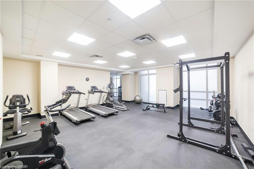 909-85 Robinson Street, Hamilton, ON, L8P 0B9 - 17