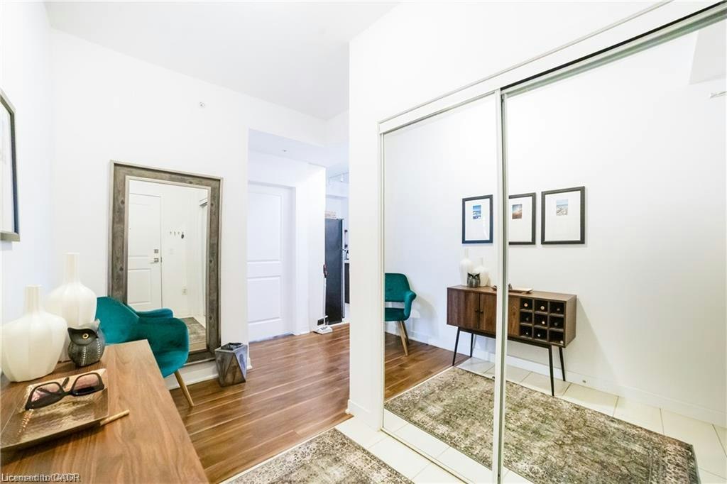 909-85 Robinson Street, Hamilton, ON, L8P 0B9 - 4