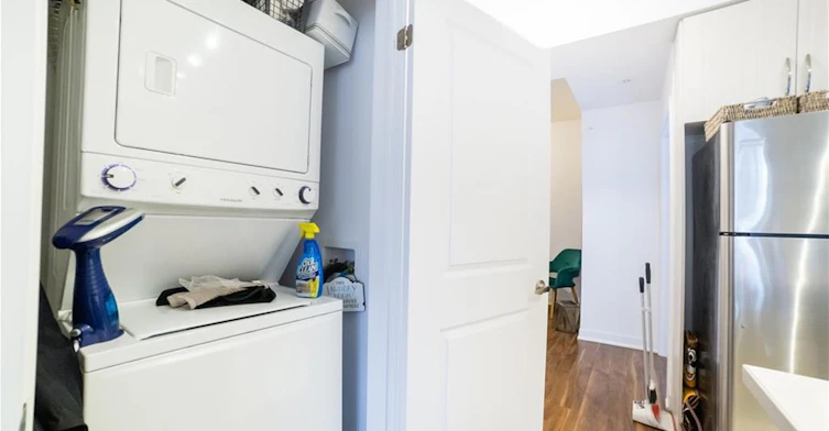 909-85 Robinson Street, Hamilton, ON, L8P 0B9 - 12