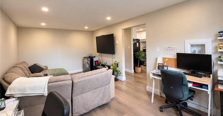1-226 Heiman Street, Kitchener, ON, N2M 3M3 - 4