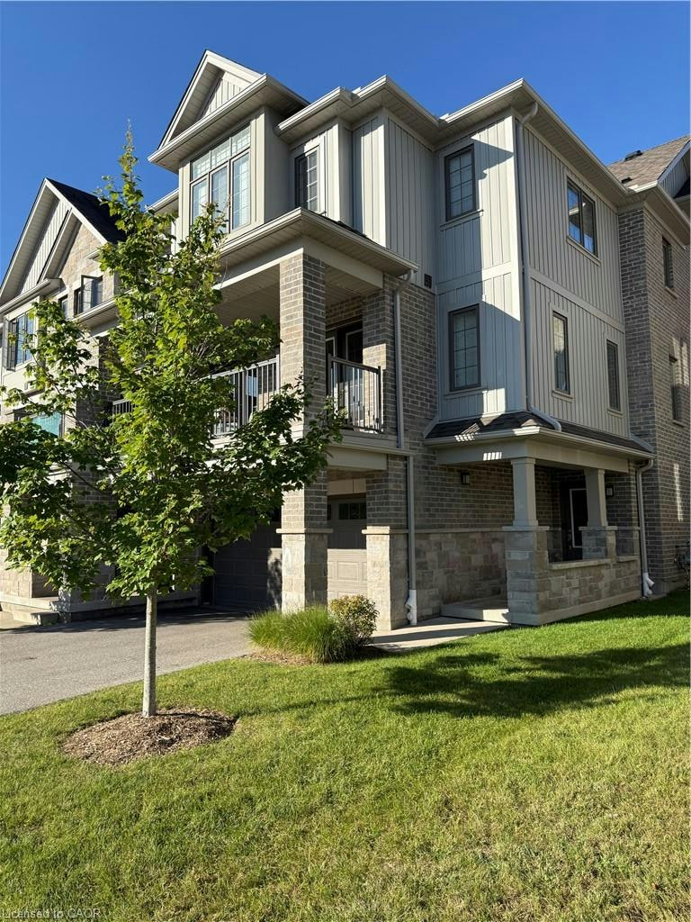 5A-115 South Creek Drive, Kitchener, ON, N2P 0H2 - 2