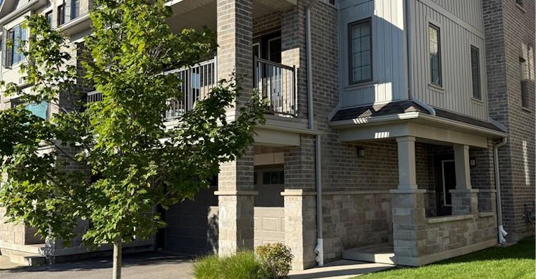 5A-115 South Creek Drive, Kitchener, ON, N2P 0H2 - 2