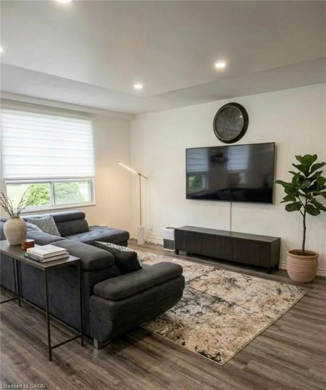 105-18 Holborn Court, Kitchener, ON, N2A 4A1 - 7