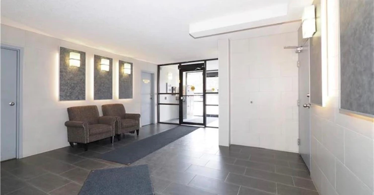 105-18 Holborn Court, Kitchener, ON, N2A 4A1 - 3