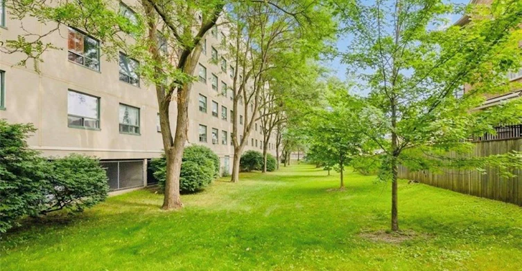 105-18 Holborn Court, Kitchener, ON, N2A 4A1 - 21