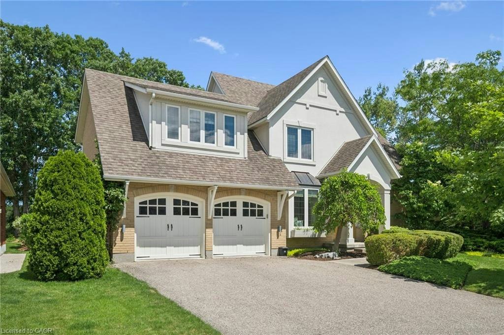 576 Falconridge Crescent, Kitchener, ON, N2K 4J2