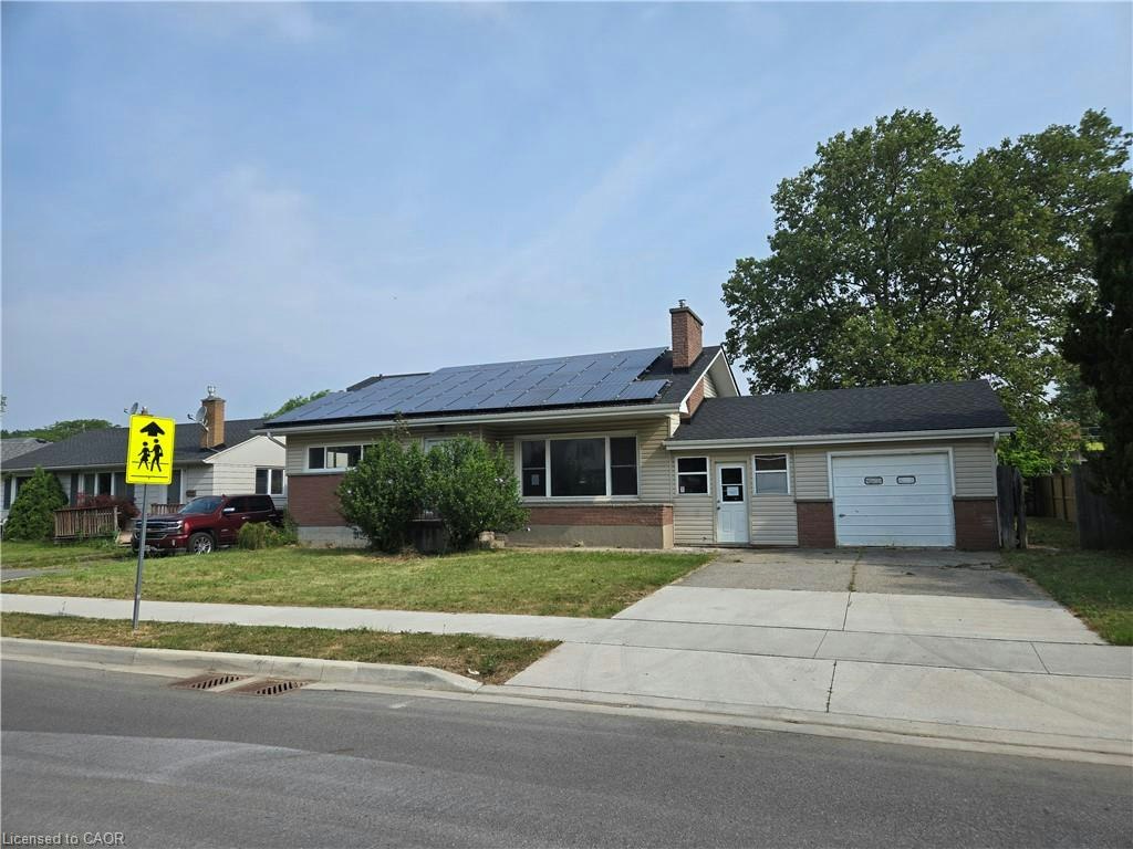 16 Broderick Avenue, Thorold, ON, L2V 2H4