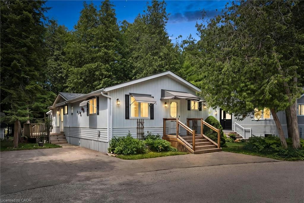 4 Spruce Avenue, Puslinch, ON, N1H 6H9