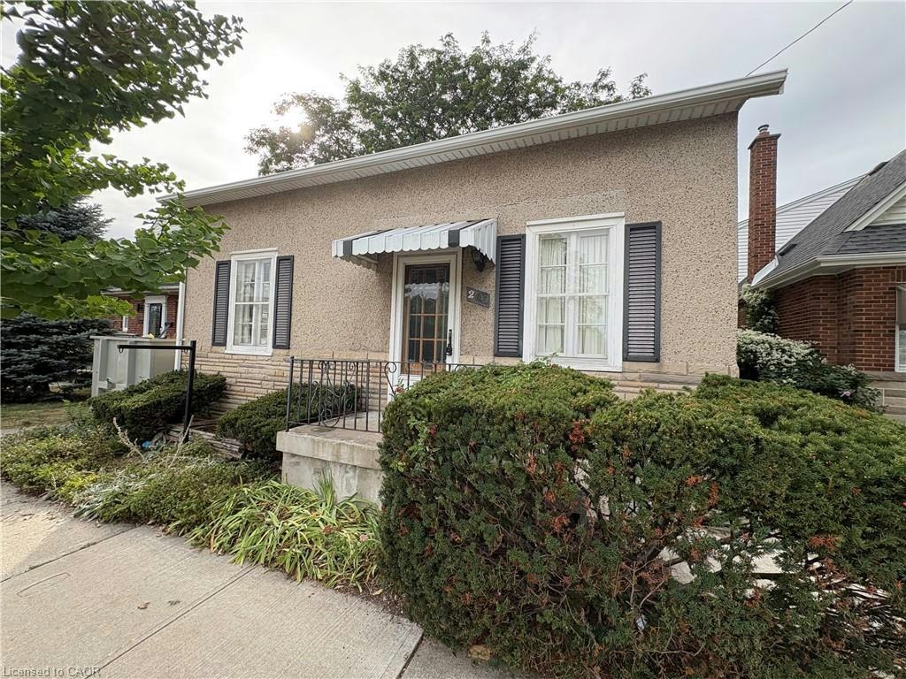206 Kenilworth Avenue S, Hamilton, ON, L8K 2T4