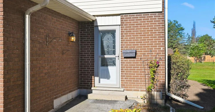 39-1350 Limeridge Road E, Hamilton, ON, L8W 1L6 - 4