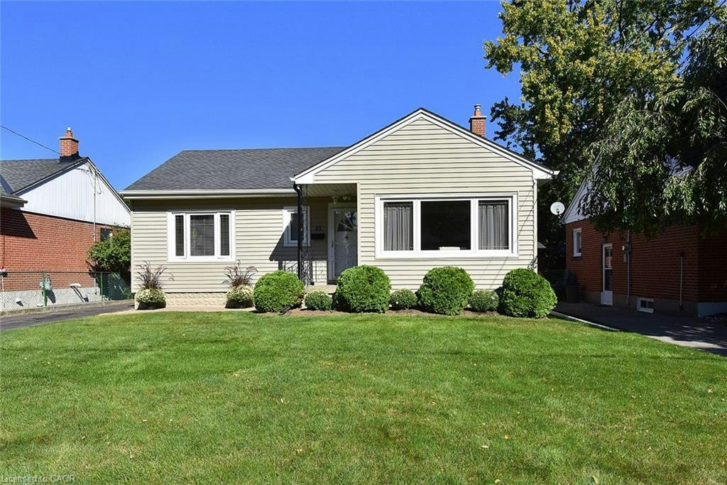 31 Kemp Drive, Hamilton, ON, L9H 2N1