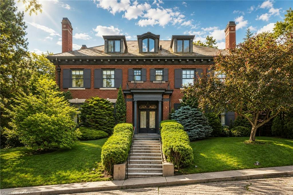 5 Undercliffe Avenue, Hamilton, ON, L8P 3G9
