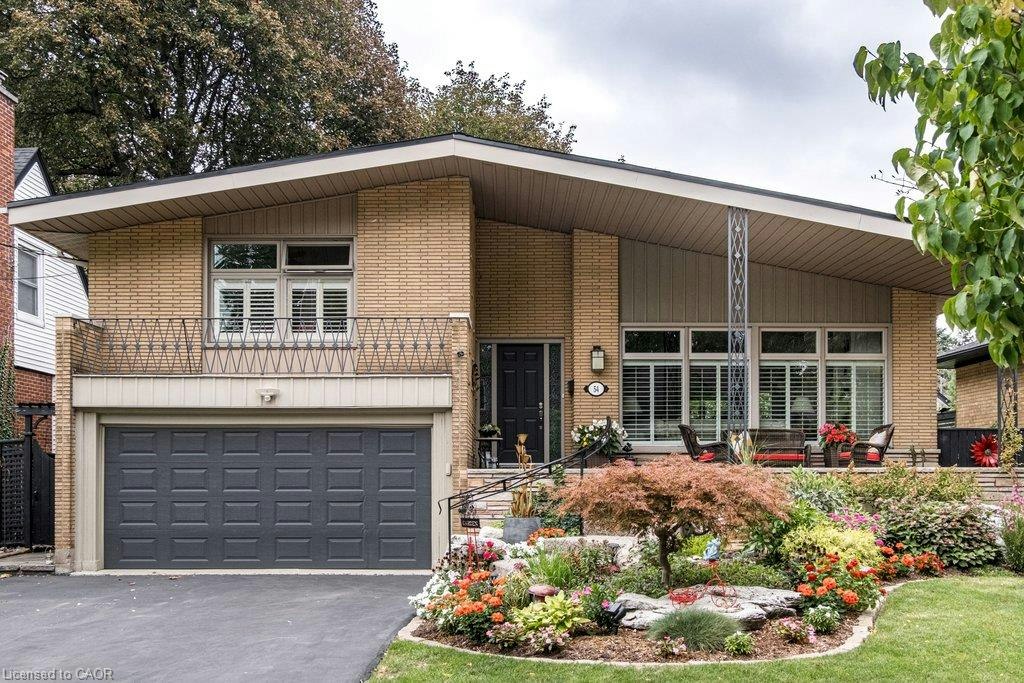 54 Inverness Avenue W, Hamilton, ON, L9C 1A4