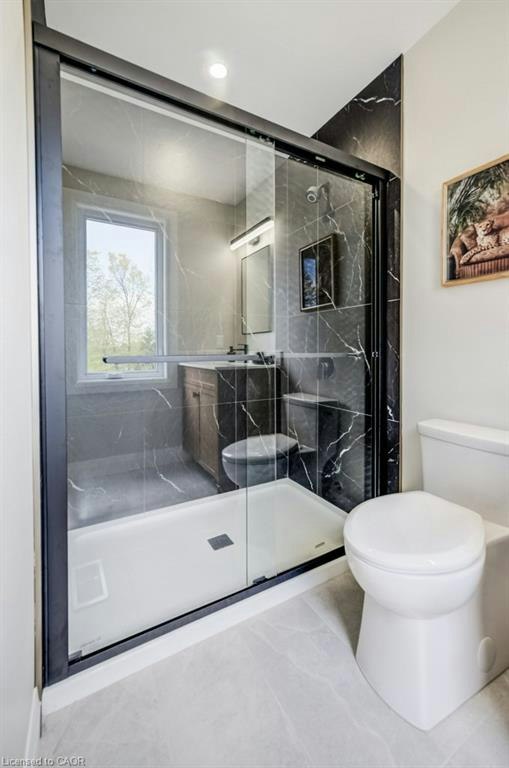 2-Upper unit (The Grove)-210 Heritage Drive, Kitchener, ON, N2B 0B5 - 17