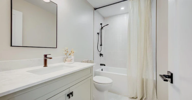 2-Upper unit (The Grove)-210 Heritage Drive, Kitchener, ON, N2B 0B5 - 13