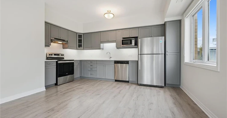 2 Vitality Drive, Kitchener, ON, N2R 0R7 - 9