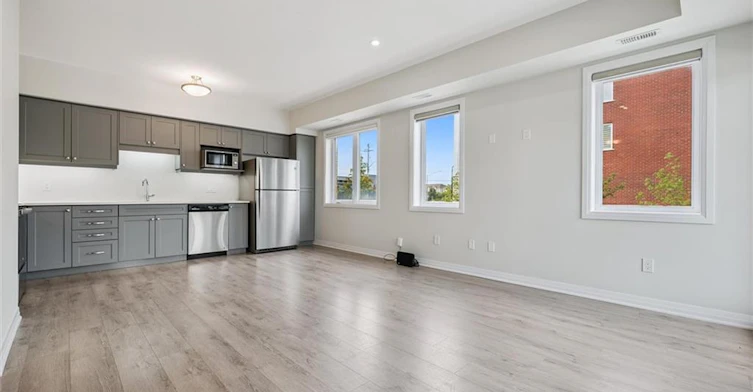 2 Vitality Drive, Kitchener, ON, N2R 0R7 - 8