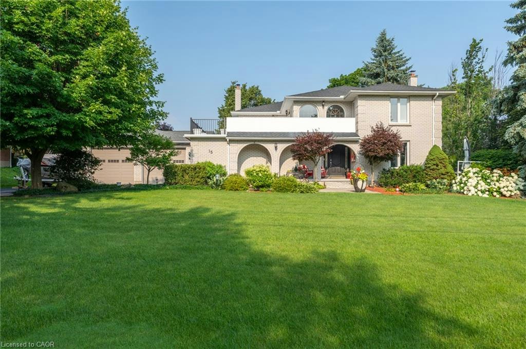 15 Marquette Drive, Kitchener, ON, N2P 2H2