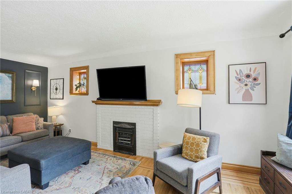 17 Tuxedo Avenue S, Hamilton, ON, L8K 2R7 - 8