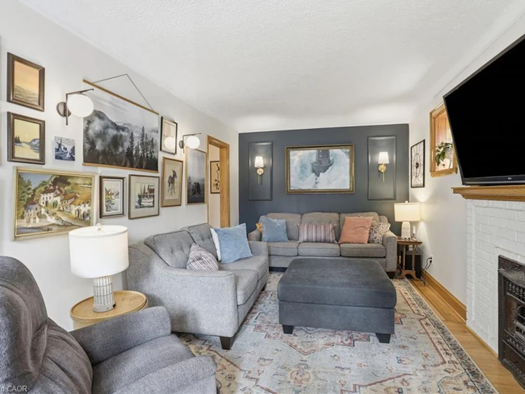 17 Tuxedo Avenue S, Hamilton, ON, L8K 2R7 - 9