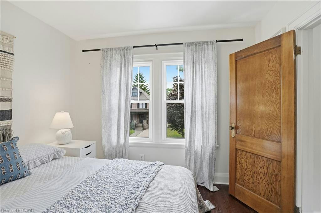 17 Tuxedo Avenue S, Hamilton, ON, L8K 2R7 - 32