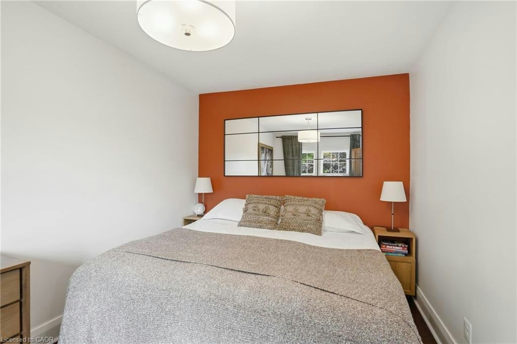 17 Tuxedo Avenue S, Hamilton, ON, L8K 2R7 - 35