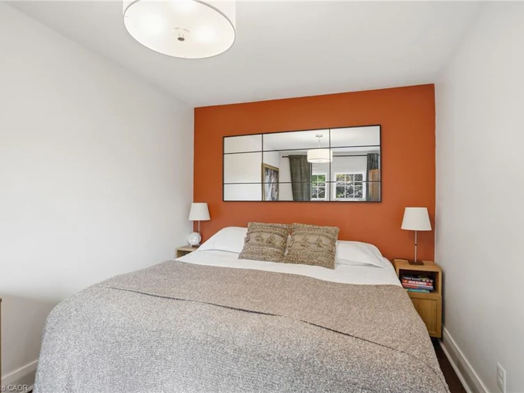 17 Tuxedo Avenue S, Hamilton, ON, L8K 2R7 - 35