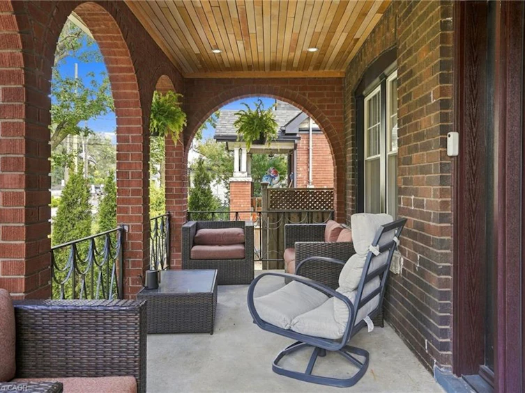17 Tuxedo Avenue S, Hamilton, ON, L8K 2R7 - 3