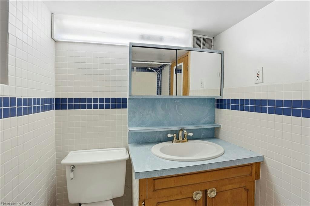 17 Tuxedo Avenue S, Hamilton, ON, L8K 2R7 - 42