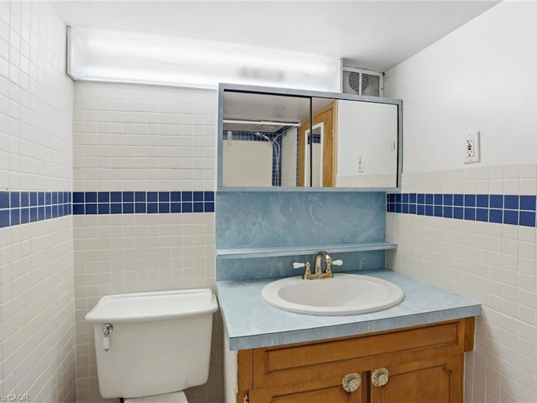 17 Tuxedo Avenue S, Hamilton, ON, L8K 2R7 - 42