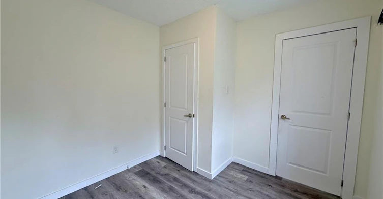 9-120 Charles Street, Hamilton, ON, L8P 3E6 - 6