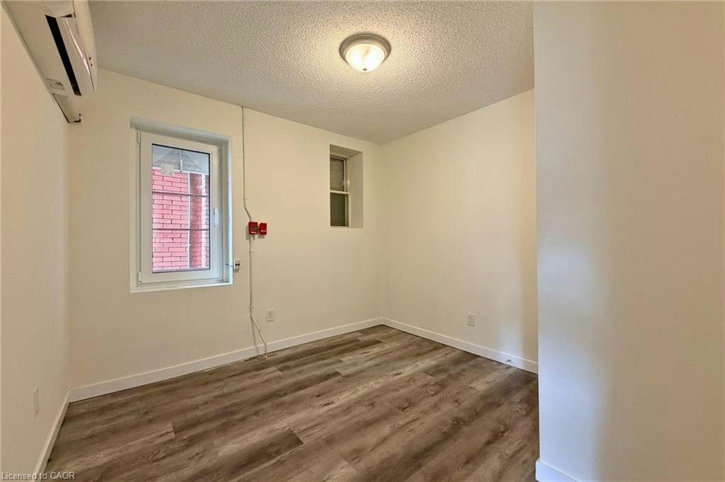9-120 Charles Street, Hamilton, ON, L8P 3E6 - 7