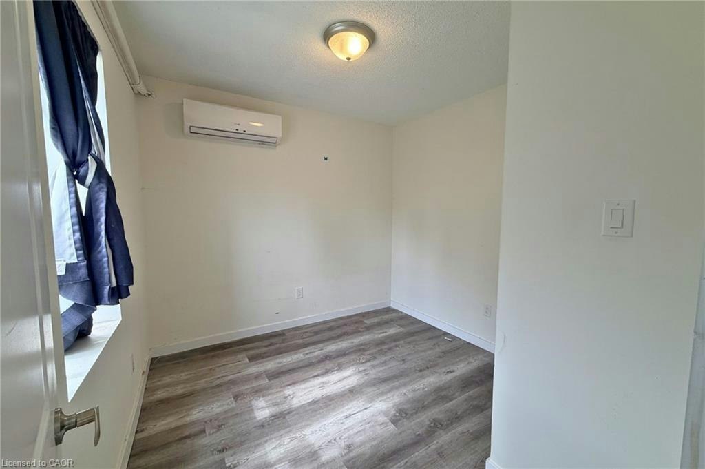 9-120 Charles Street, Hamilton, ON, L8P 3E6 - 5