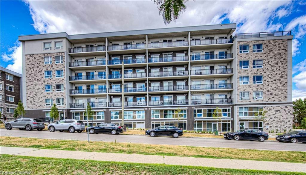 B215-275 Larch Street, Waterloo, ON, N2L 3R2
