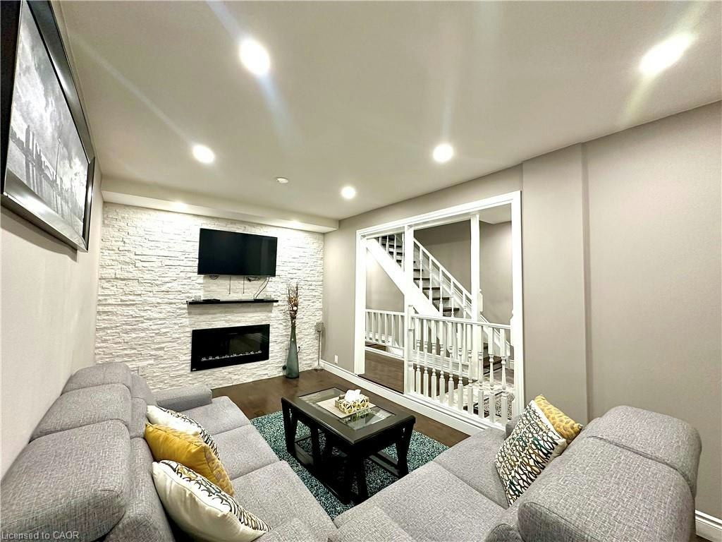 47-33 Rochelle Avenue, Hamilton, ON, L8W 1P9 - 6