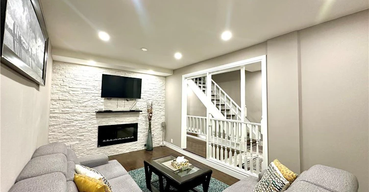 47-33 Rochelle Avenue, Hamilton, ON, L8W 1P9 - 6