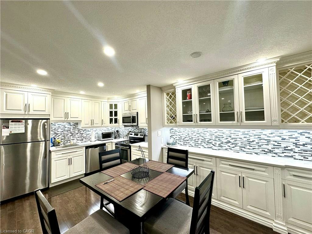 47-33 Rochelle Avenue, Hamilton, ON, L8W 1P9 - 9