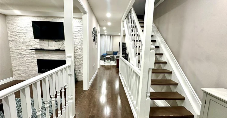 47-33 Rochelle Avenue, Hamilton, ON, L8W 1P9 - 3