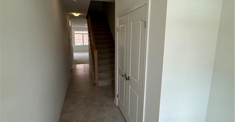 6 Elite Crescent, Cayuga, ON, N3W 0L1 - 2