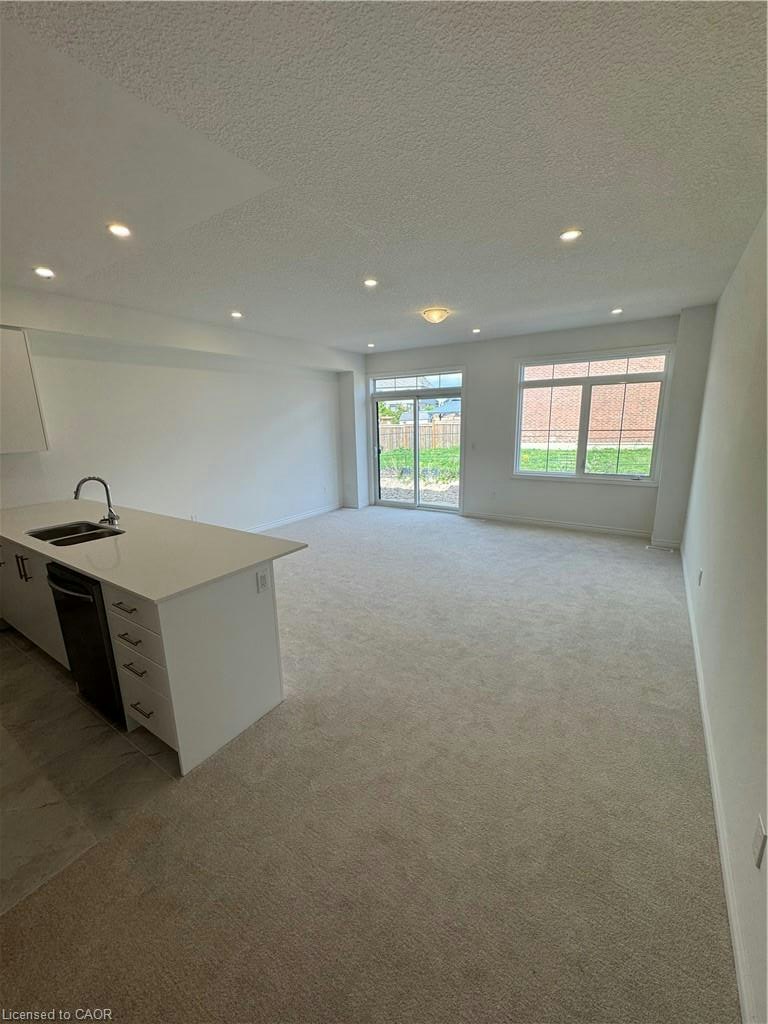 6 Elite Crescent, Cayuga, ON, N3W 0L1 - 3
