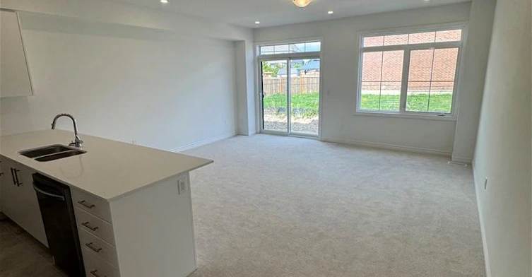 6 Elite Crescent, Cayuga, ON, N3W 0L1 - 3