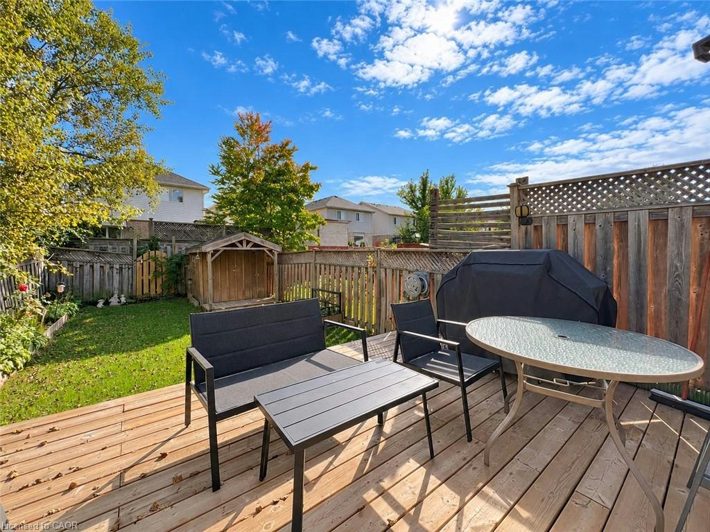 208 Activa Avenue, Kitchener, ON, N2E 3T8 - 19