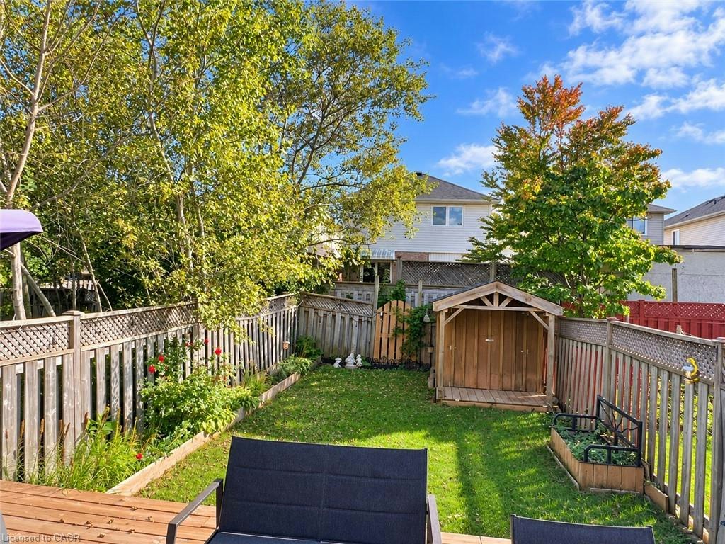 208 Activa Avenue, Kitchener, ON, N2E 3T8 - 20
