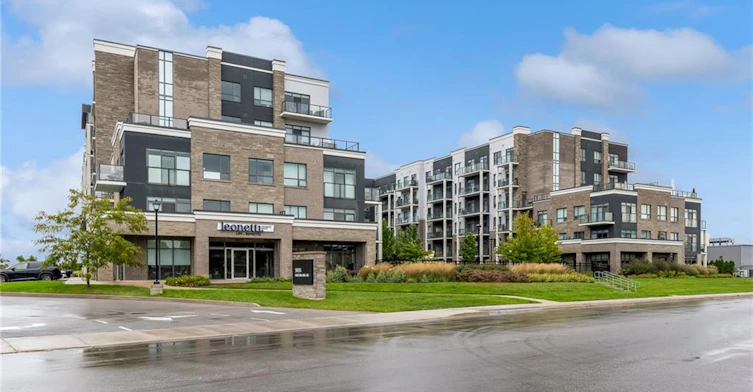 351-5055 Greenlane Road, Lincoln, ON, L3J 2J3