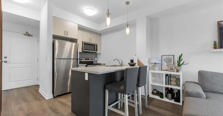 351-5055 Greenlane Road, Lincoln, ON, L3J 2J3 - 4