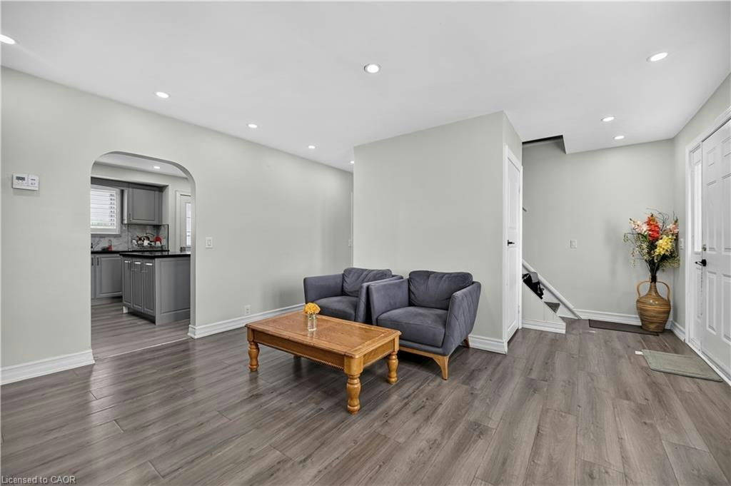 Right Side-685717 Hwy 2, Woodstock, ON, N4S 7V9 - 5