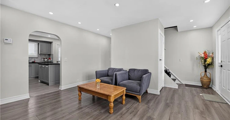 Right Side-685717 Hwy 2, Woodstock, ON, N4S 7V9 - 5
