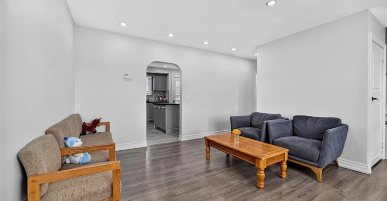 Right Side-685717 Hwy 2, Woodstock, ON, N4S 7V9 - 4