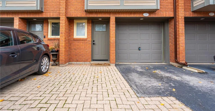 118-895 Maple Avenue, Burlington, ON, L7S 2H7 - 4